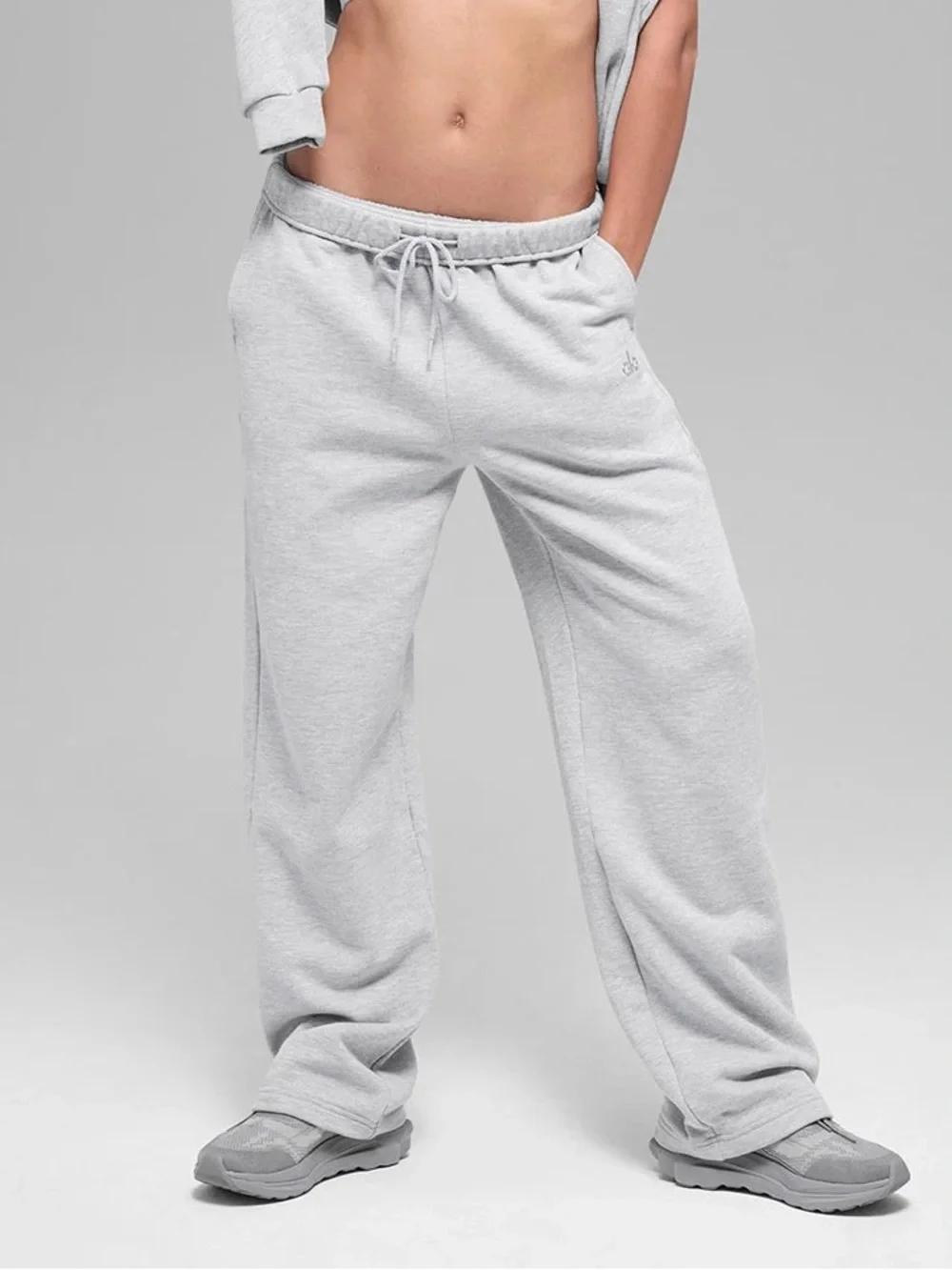 Alo Accolade Straight Leg Sweatpant Athletic Heather Grey NWT